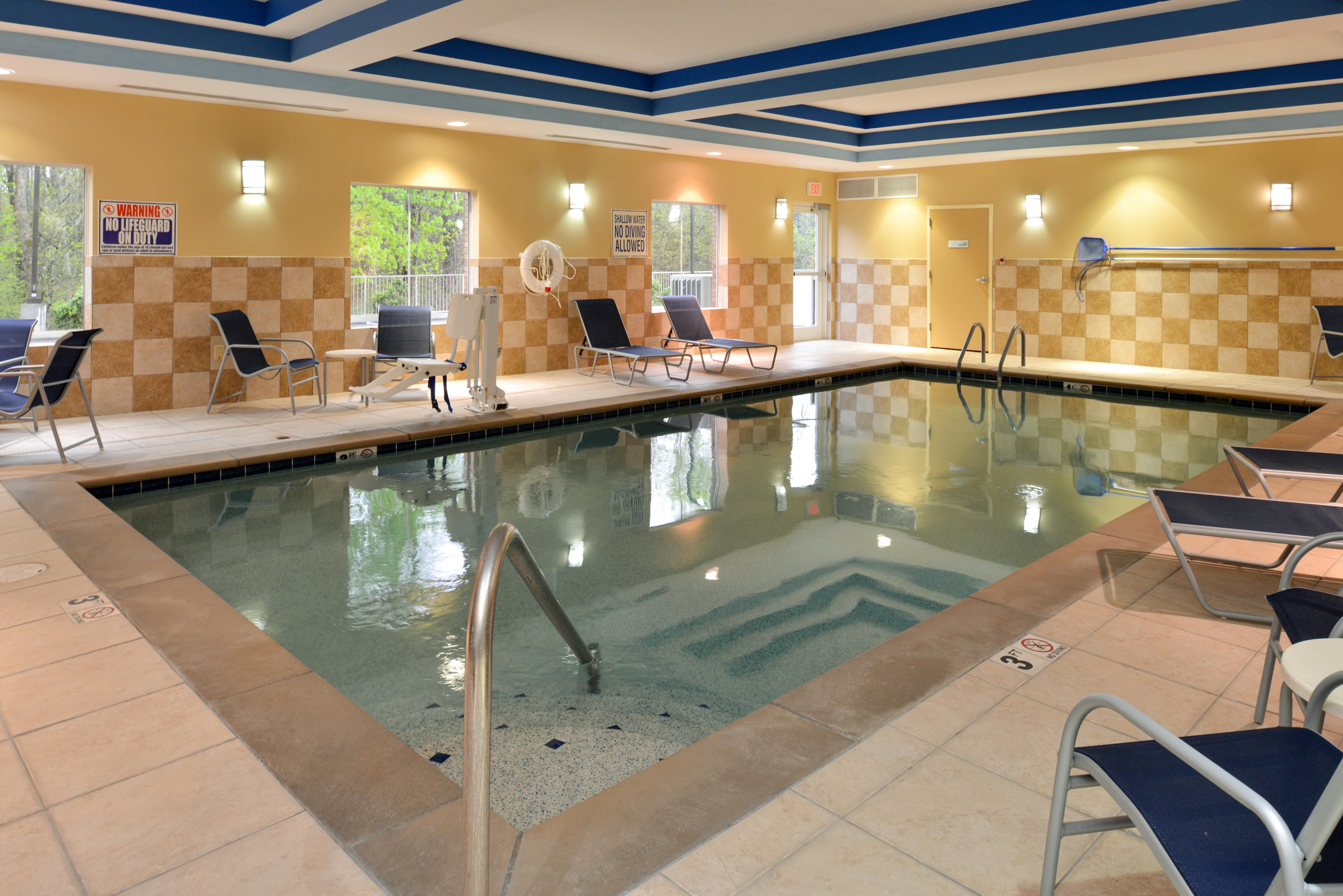 Express By Ihg Hotel 3*