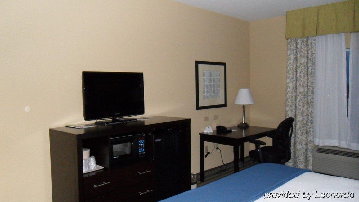 Express By Ihg Hotel