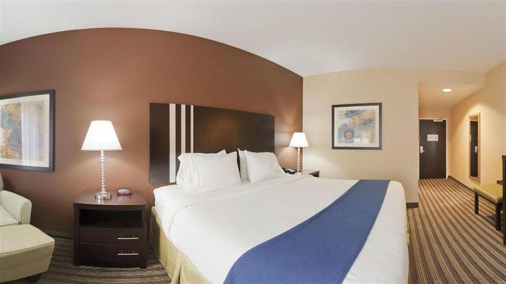 Express By Ihg 3*