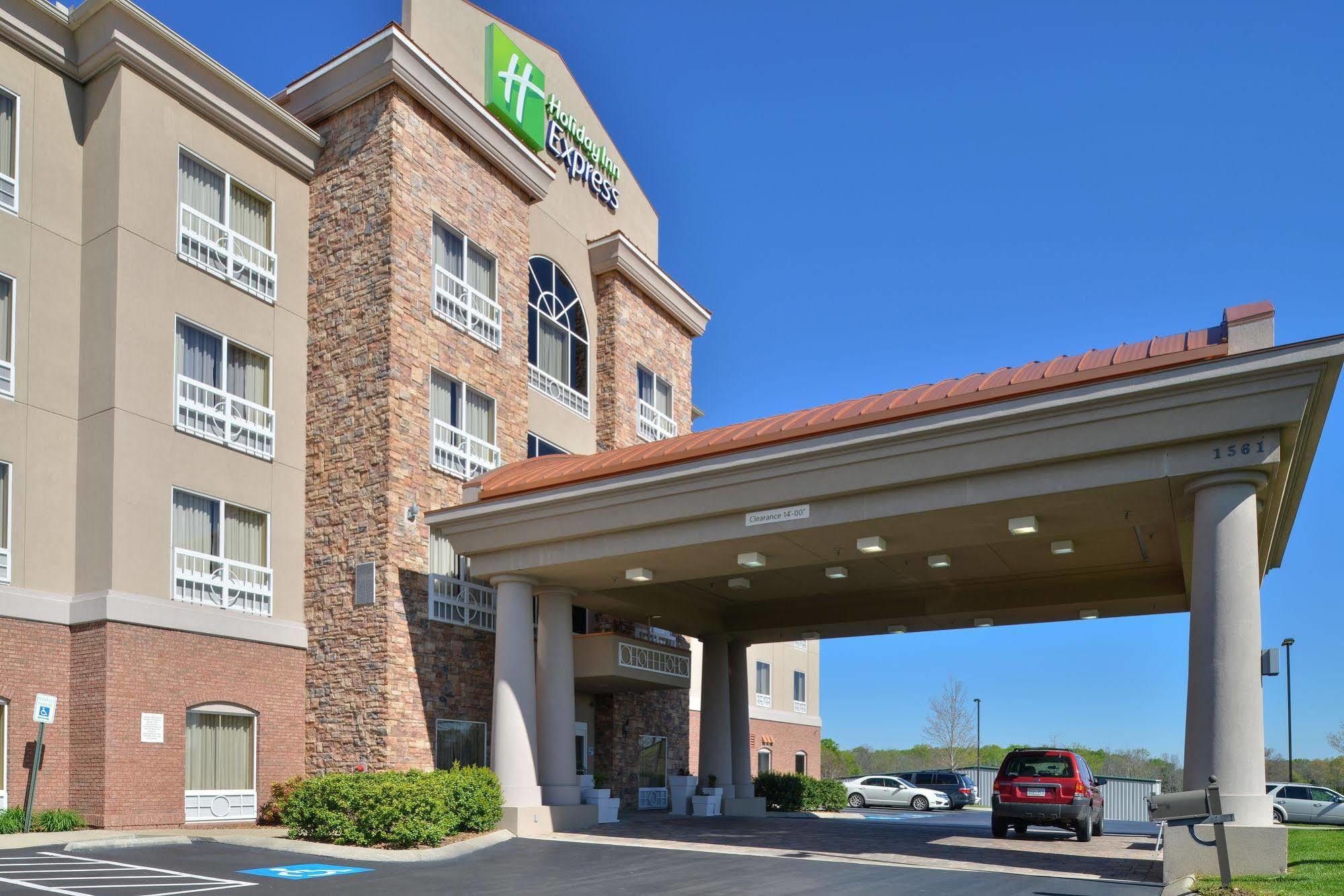 Hotel Express By Ihg