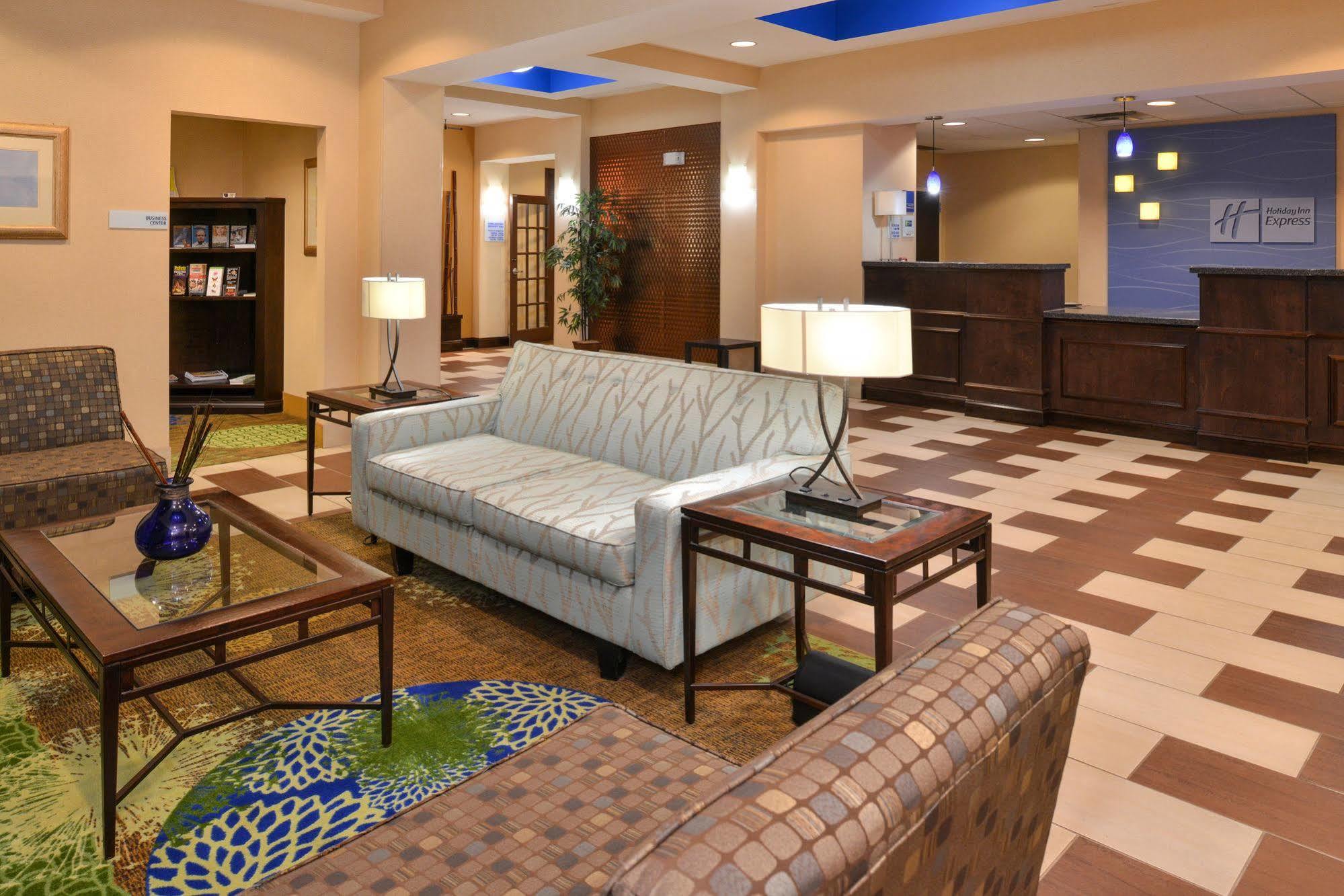 Hotel Express By Ihg Columbia